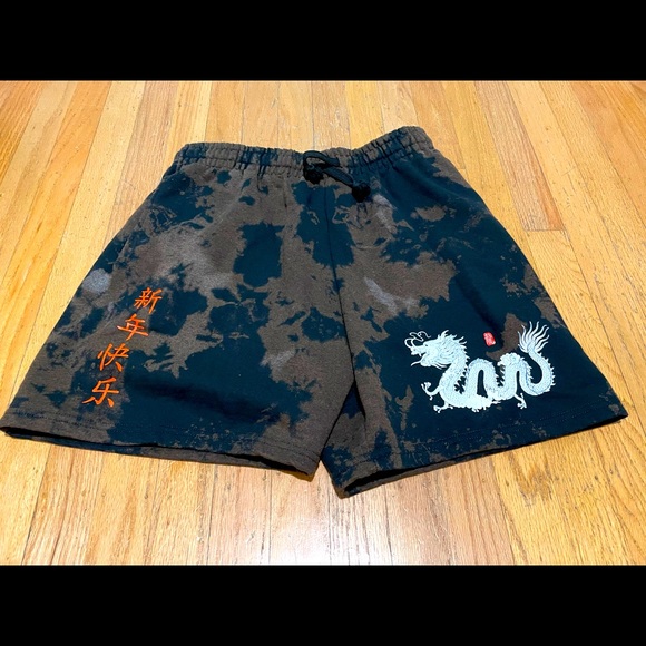 Artist Union Clothing Co. Other - NWOT Artist Union dragon tie dye shorts - medium